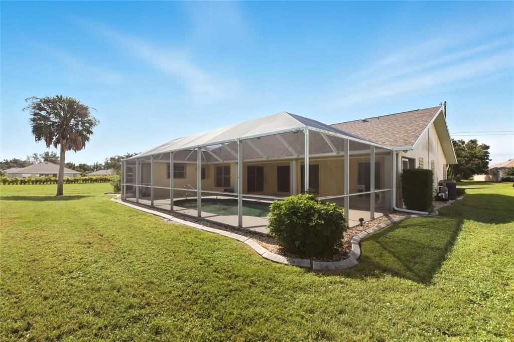 На продажу: $349,900 (3 спален, 2 ванн, 1986 Квадратных фут)