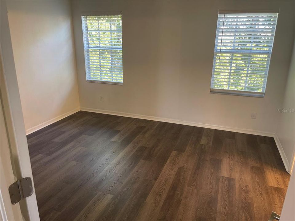 Под контрактом: $3,000 (3 спален, 2 ванн, 1714 Квадратных фут)