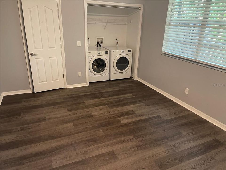 Под контрактом: $3,000 (3 спален, 2 ванн, 1714 Квадратных фут)