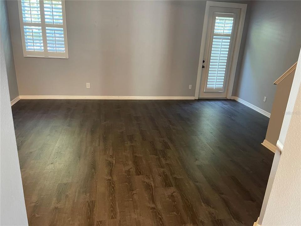 Под контрактом: $3,000 (3 спален, 2 ванн, 1714 Квадратных фут)