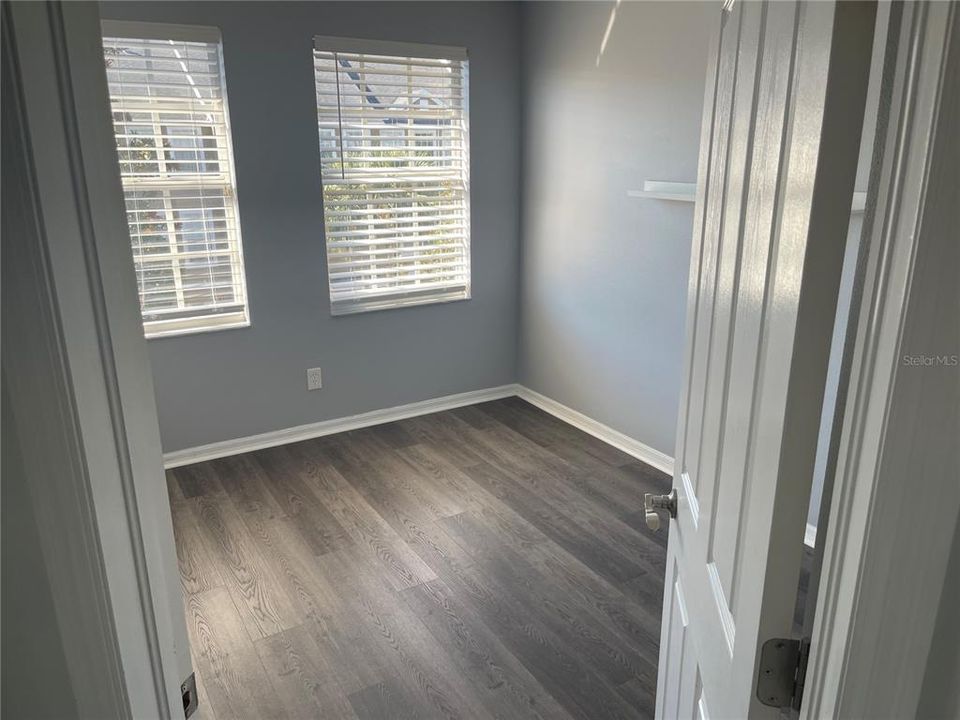 Под контрактом: $3,000 (3 спален, 2 ванн, 1714 Квадратных фут)