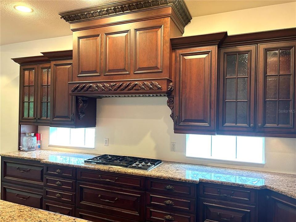 For Rent: $4,000 (5 beds, 2 baths, 3181 Square Feet)