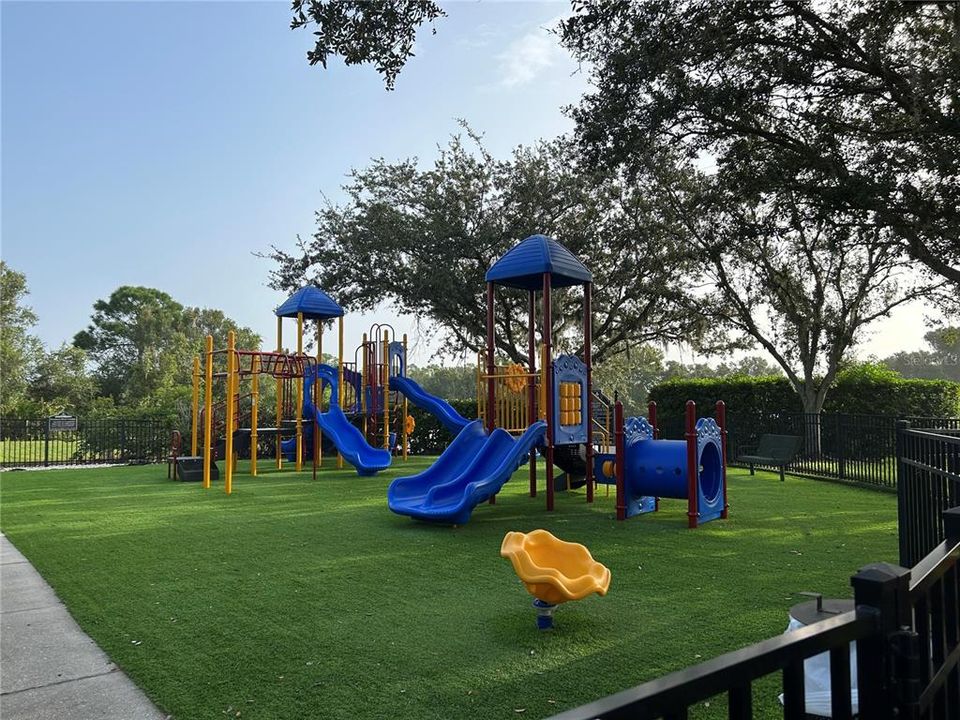 For Rent: $4,000 (5 beds, 2 baths, 3181 Square Feet)