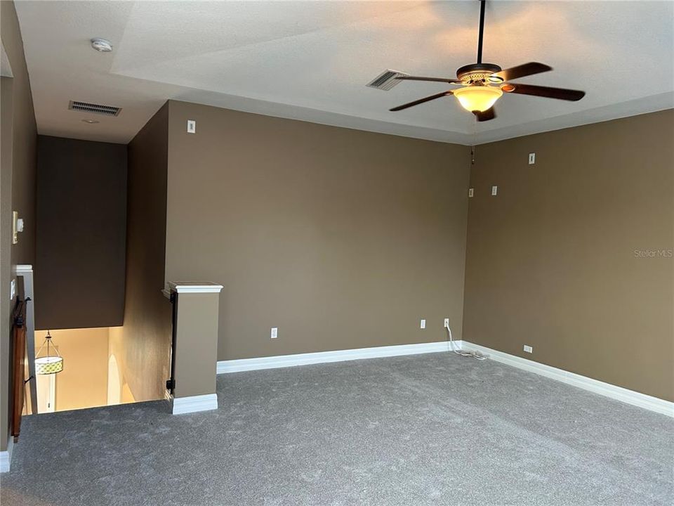 For Rent: $4,000 (5 beds, 2 baths, 3181 Square Feet)