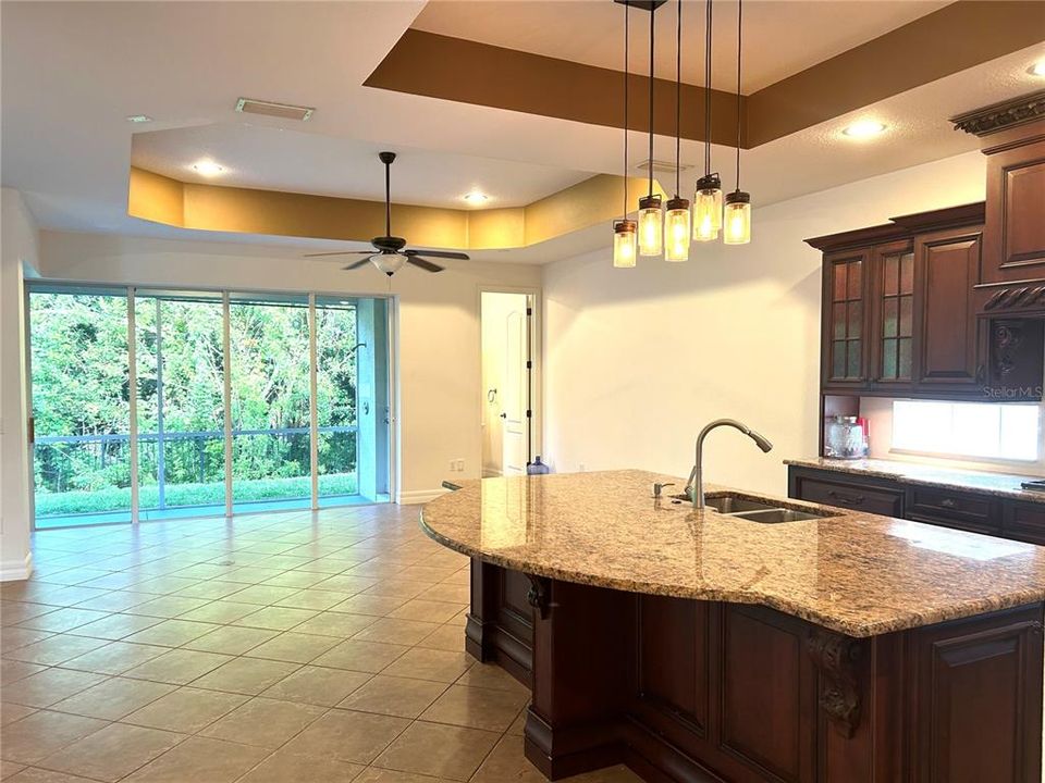 For Rent: $4,000 (5 beds, 2 baths, 3181 Square Feet)