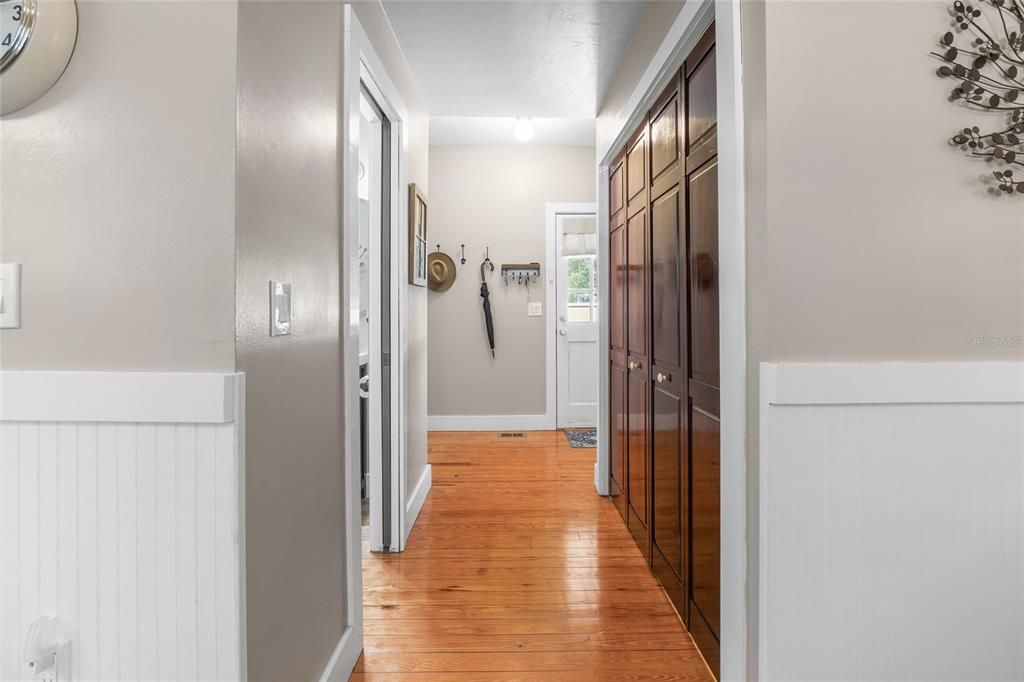 For Sale: $460,000 (3 beds, 3 baths, 2150 Square Feet)