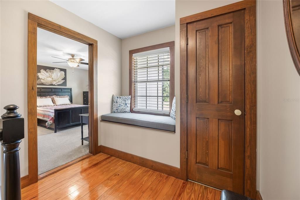 For Sale: $460,000 (3 beds, 3 baths, 2150 Square Feet)