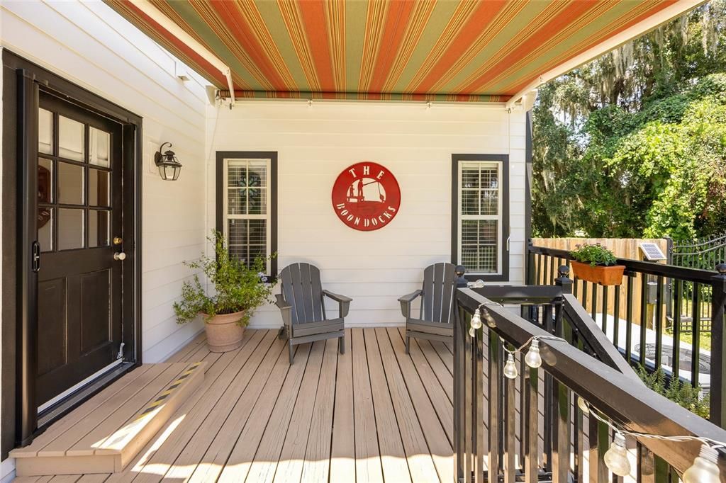 For Sale: $460,000 (3 beds, 3 baths, 2150 Square Feet)