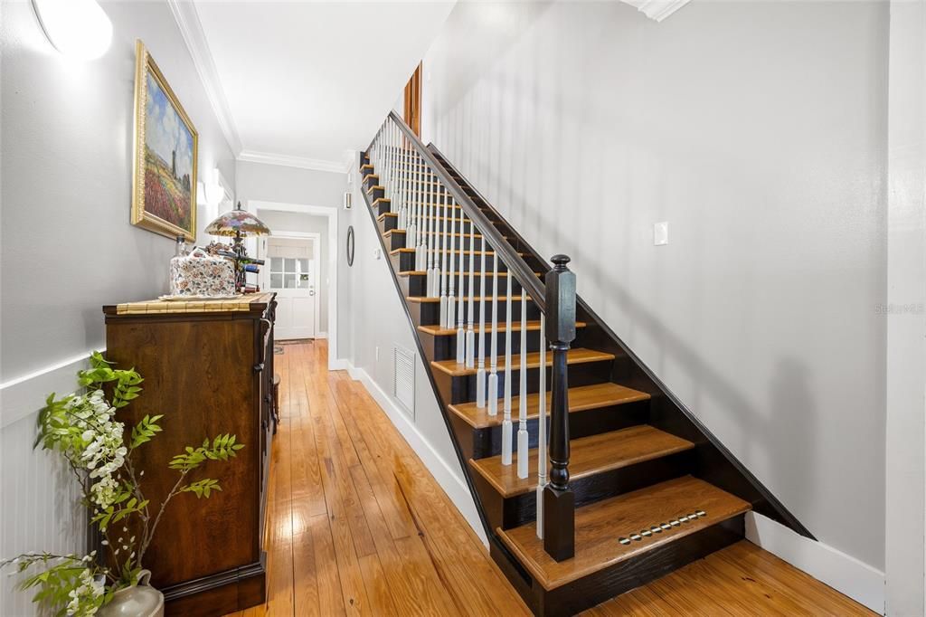 For Sale: $460,000 (3 beds, 3 baths, 2150 Square Feet)