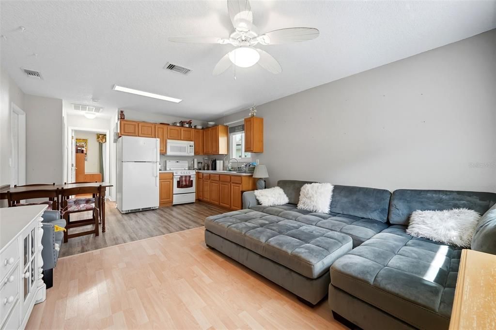 En Venta: $170,000 (2 camas, 1 baños, 788 Pies cuadrados)