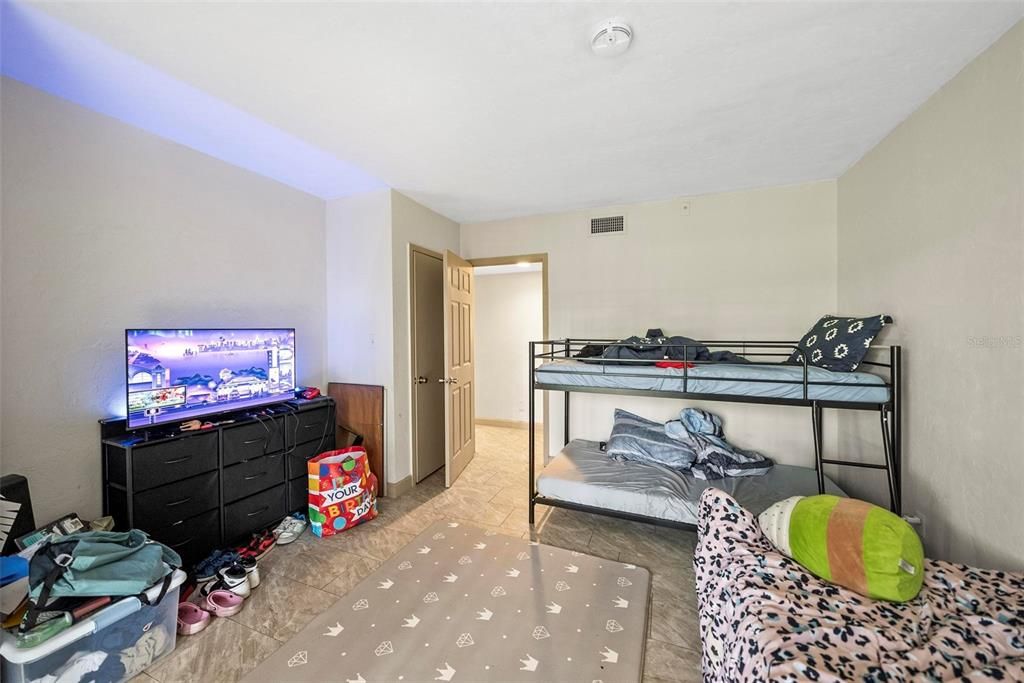 En Venta: $120,000 (2 camas, 2 baños, 1123 Pies cuadrados)