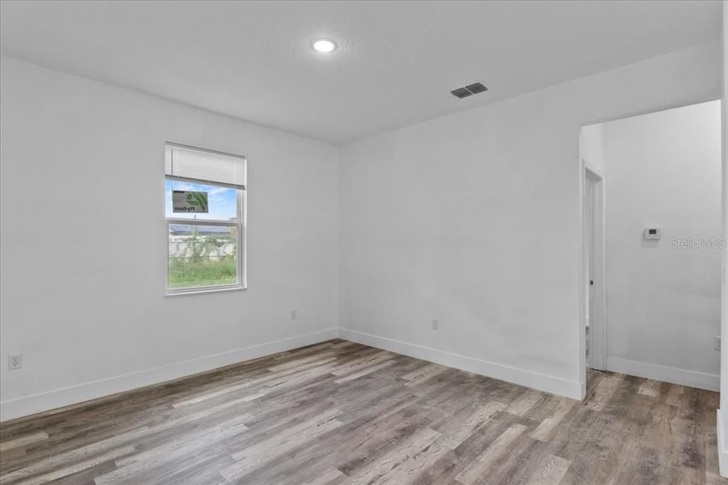 En Venta: $275,000 (3 camas, 2 baños, 1500 Pies cuadrados)