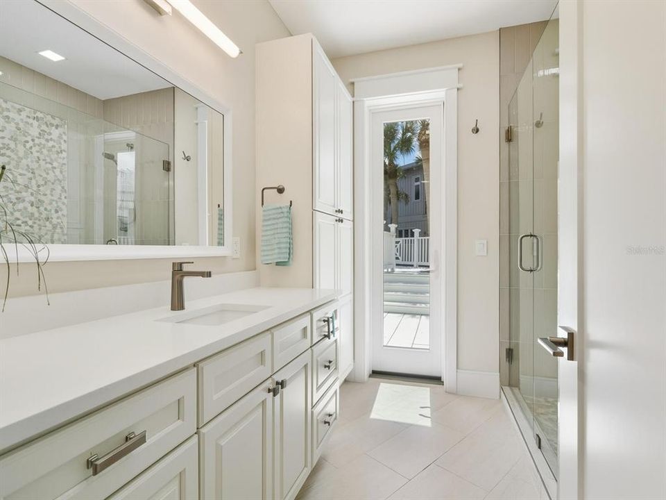 En Venta: $7,700,000 (7 camas, 6 baños, 6513 Pies cuadrados)