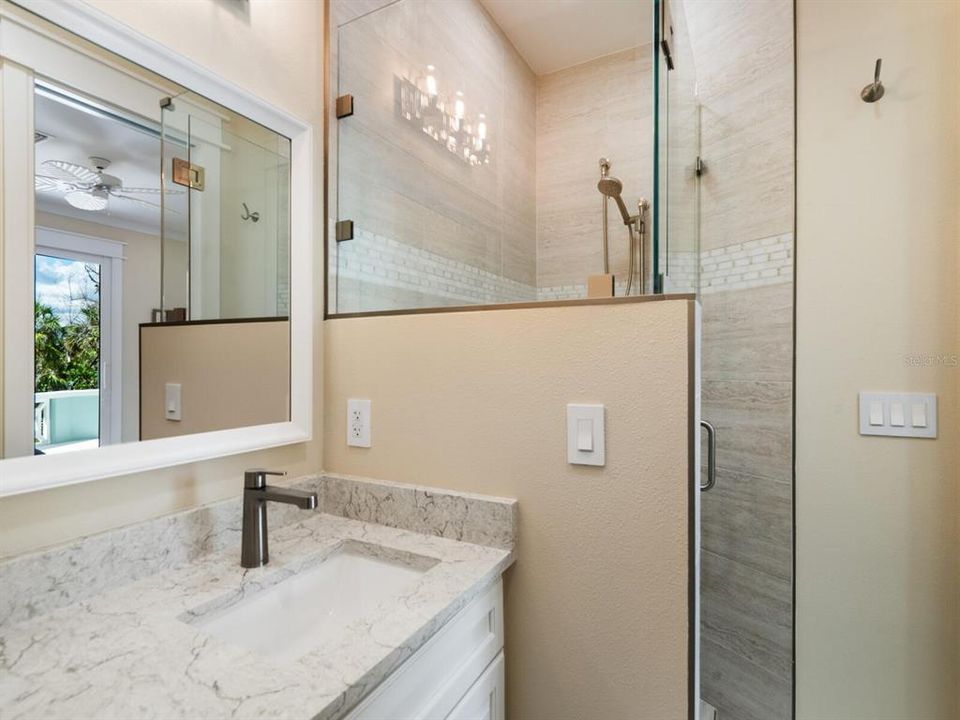 En Venta: $7,700,000 (7 camas, 6 baños, 6513 Pies cuadrados)