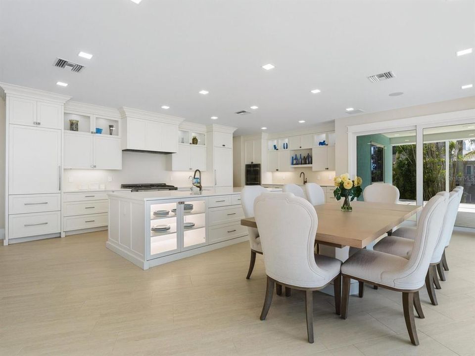 En Venta: $7,700,000 (7 camas, 6 baños, 6513 Pies cuadrados)