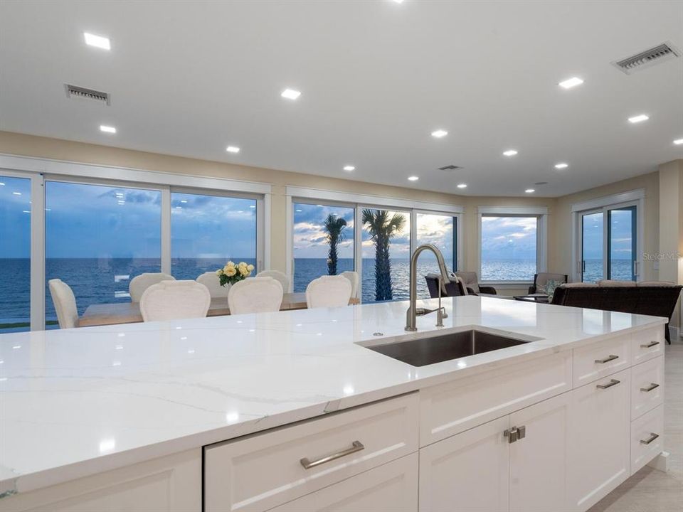 En Venta: $7,700,000 (7 camas, 6 baños, 6513 Pies cuadrados)