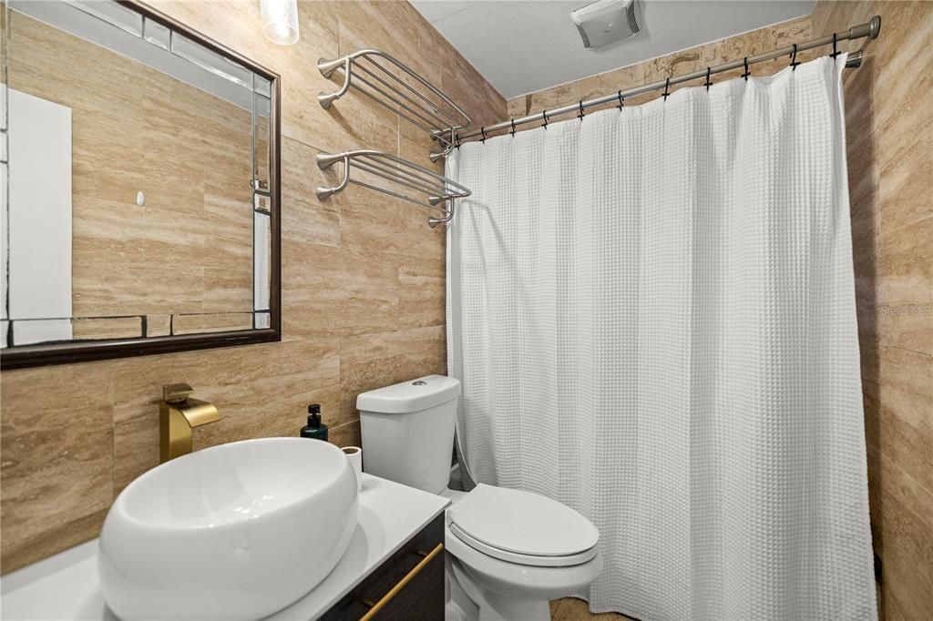 待售: $574,900 (4 贝兹, 2 浴室, 2040 平方英尺)