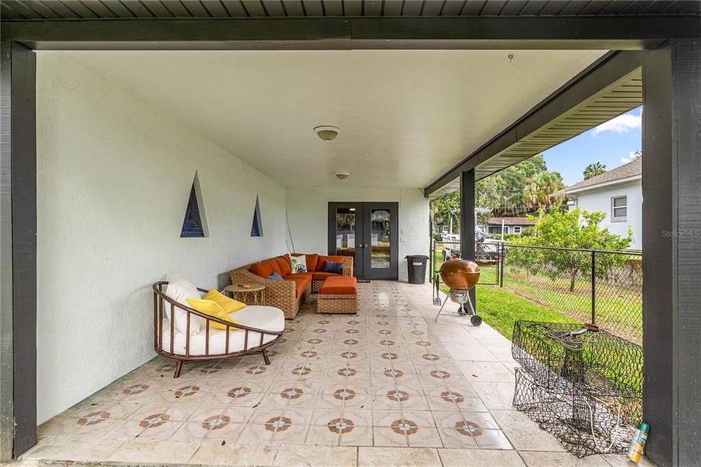 待售: $574,900 (4 贝兹, 2 浴室, 2040 平方英尺)