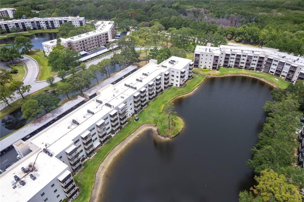 На продажу: $2,599,000 (2 спален, 2 ванн, 1345 Квадратных фут)