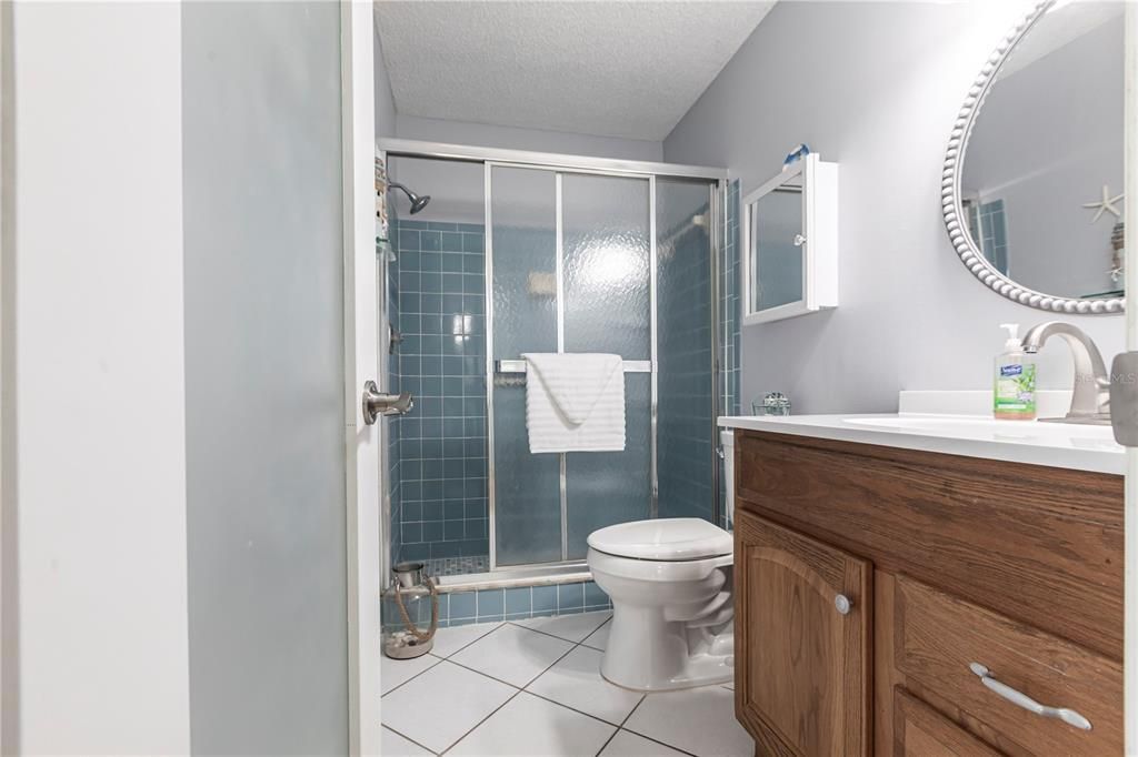 На продажу: $2,599,000 (2 спален, 2 ванн, 1345 Квадратных фут)