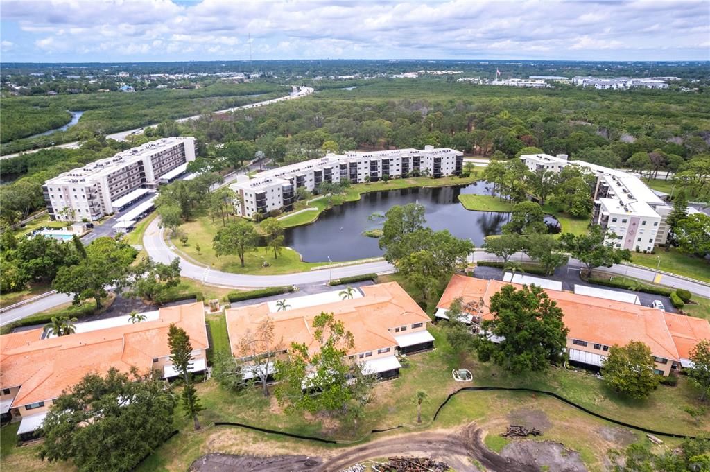 На продажу: $2,599,000 (2 спален, 2 ванн, 1345 Квадратных фут)