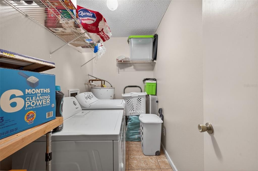 Active With Contract: $235,000 (3 beds, 2 baths, 1608 Square Feet)