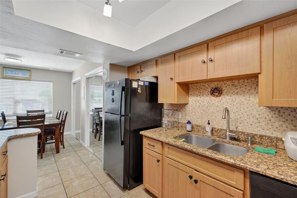 Active With Contract: $235,000 (3 beds, 2 baths, 1608 Square Feet)