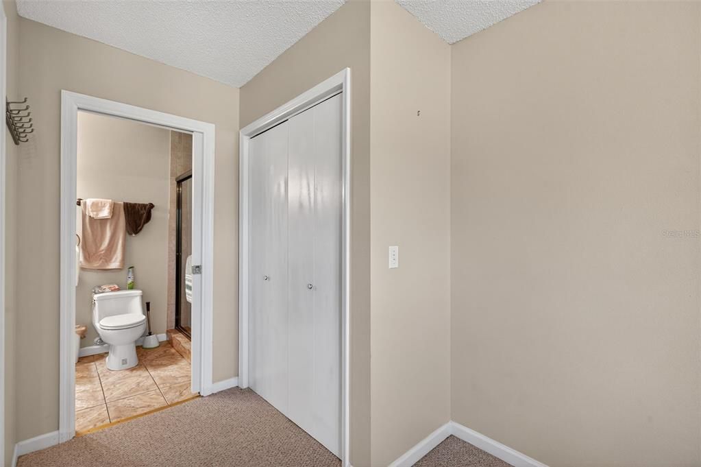 Active With Contract: $235,000 (3 beds, 2 baths, 1608 Square Feet)