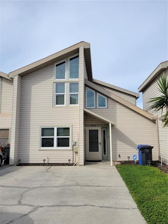 Active With Contract: $235,000 (3 beds, 2 baths, 1608 Square Feet)