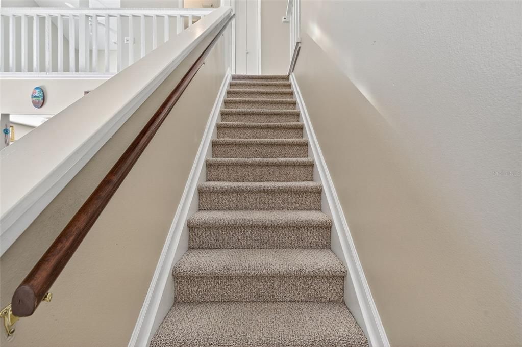 Active With Contract: $235,000 (3 beds, 2 baths, 1608 Square Feet)