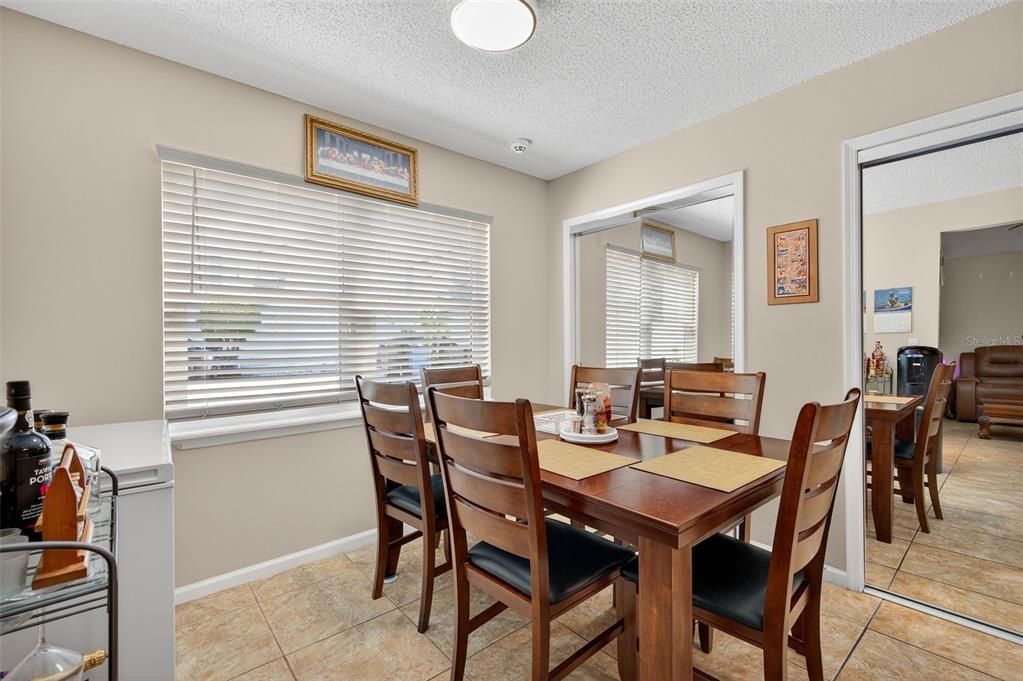 Active With Contract: $235,000 (3 beds, 2 baths, 1608 Square Feet)