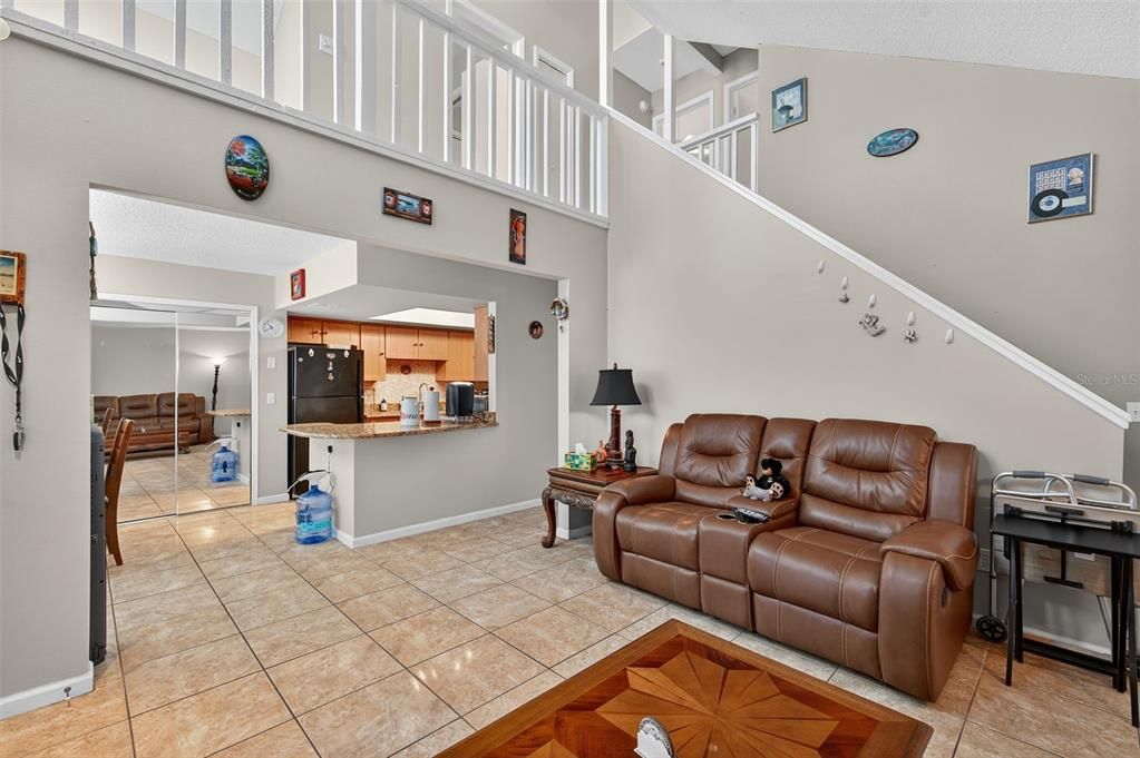 Active With Contract: $235,000 (3 beds, 2 baths, 1608 Square Feet)