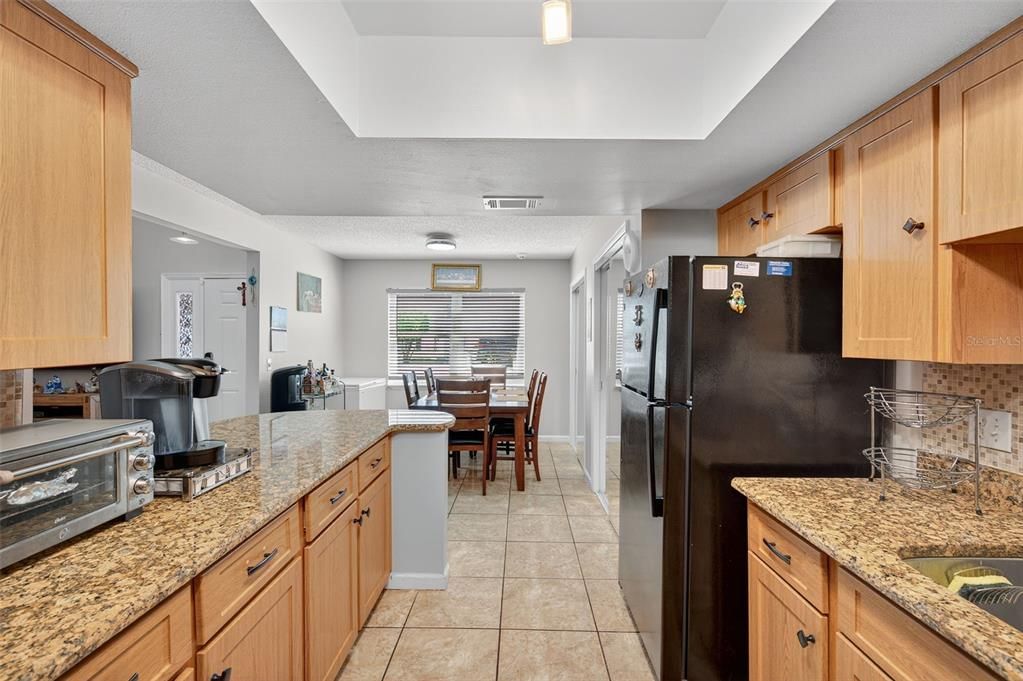 Active With Contract: $235,000 (3 beds, 2 baths, 1608 Square Feet)