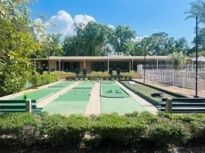 合同活跃: $239,900 (2 贝兹, 2 浴室, 1470 平方英尺)