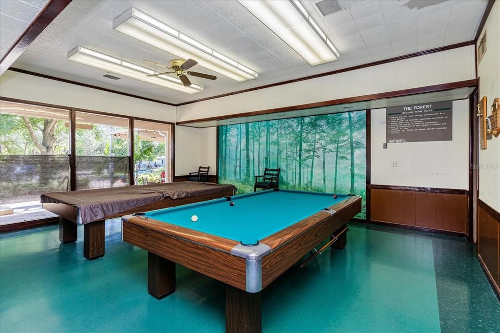 合同活跃: $239,900 (2 贝兹, 2 浴室, 1470 平方英尺)