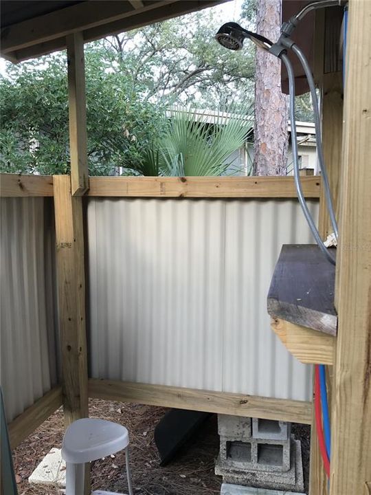 合同活跃: $239,900 (2 贝兹, 2 浴室, 1470 平方英尺)