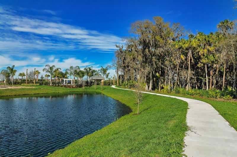 Active With Contract: $2,095 (2 beds, 2 baths, 1256 Square Feet)