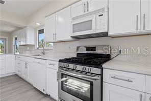 待售: $565,000 (3 贝兹, 2 浴室, 1243 平方英尺)