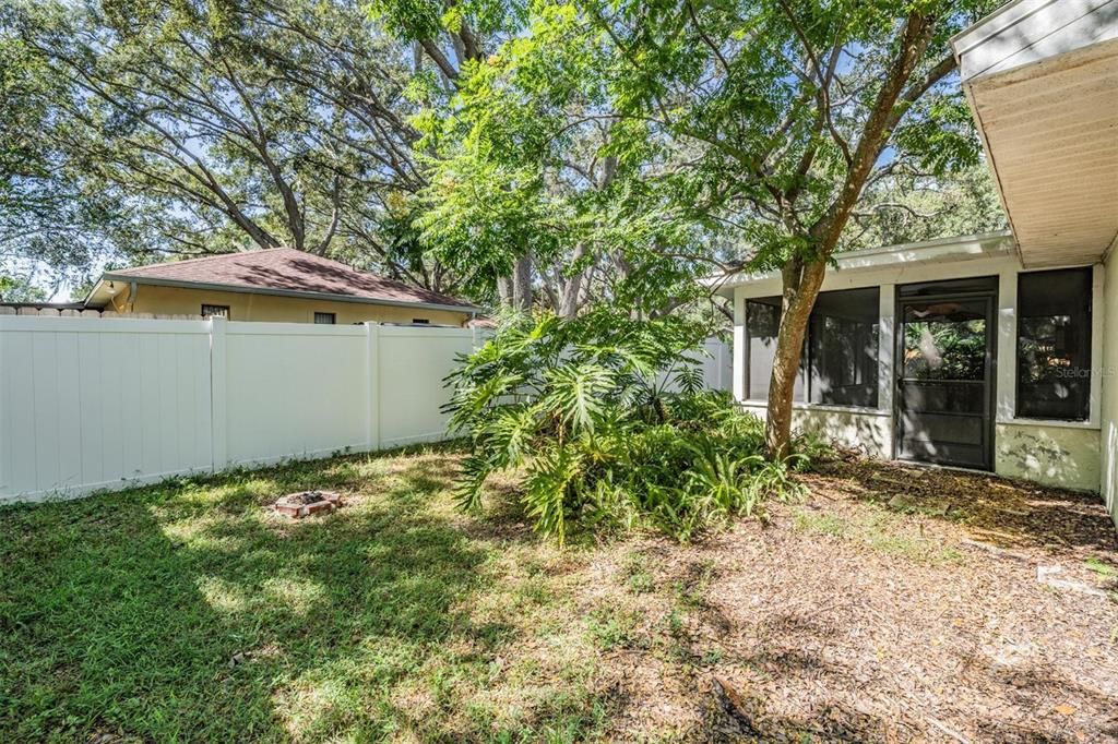 For Sale: $400,000 (3 beds, 2 baths, 1809 Square Feet)