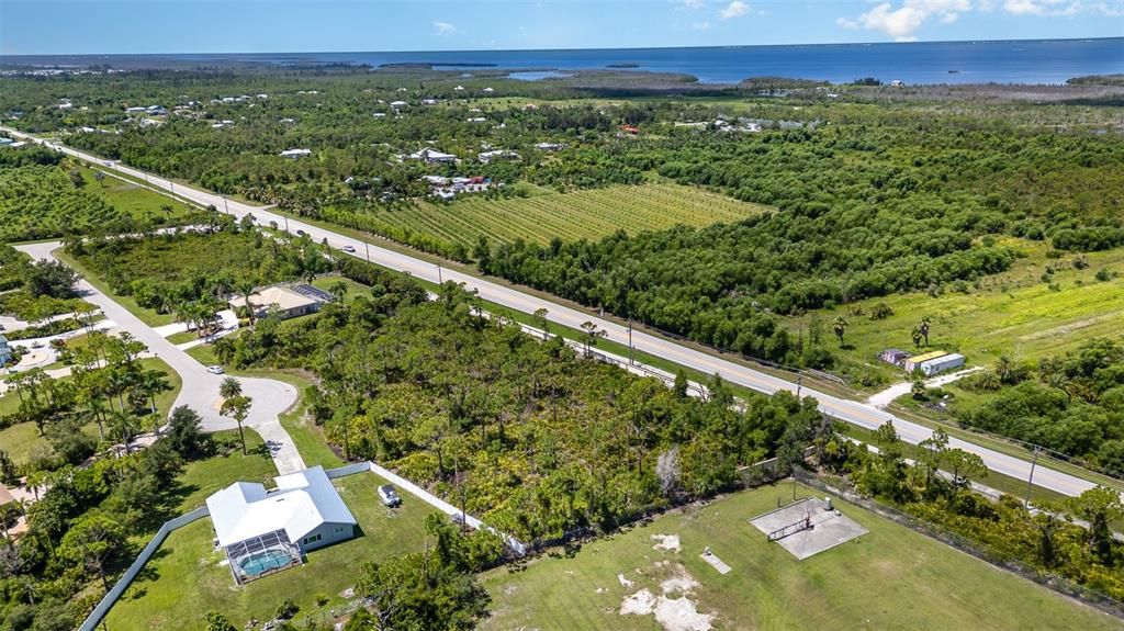 待售: $94,900 (1.24 acres)