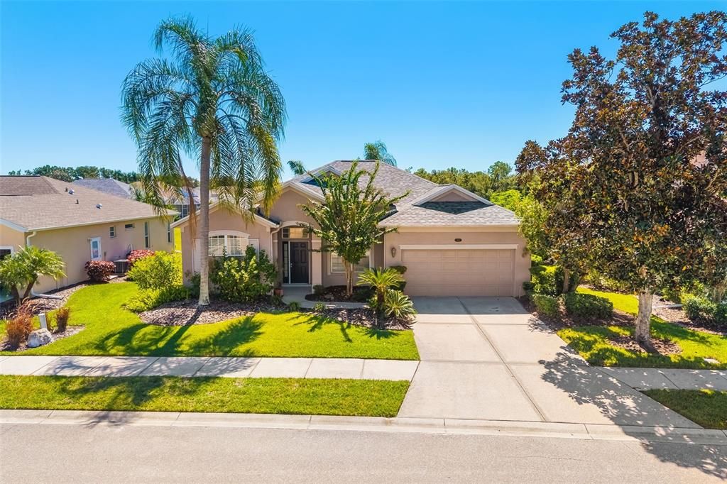 Active With Contract: $455,000 (3 beds, 2 baths, 1883 Square Feet)