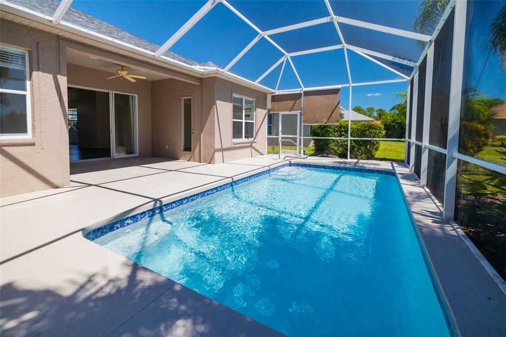 Active With Contract: $455,000 (3 beds, 2 baths, 1883 Square Feet)