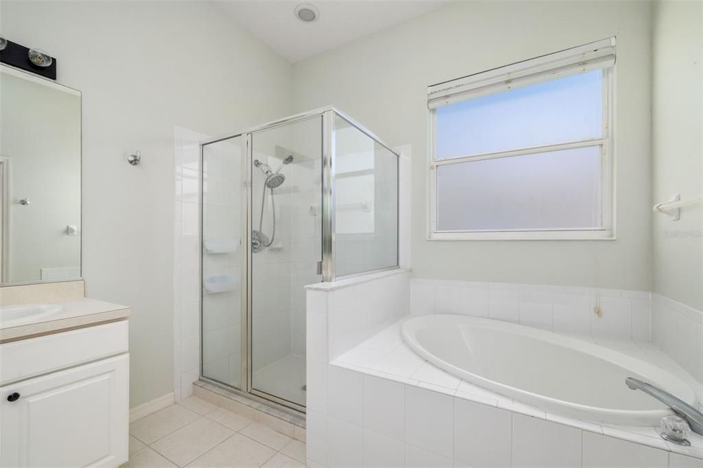 Active With Contract: $455,000 (3 beds, 2 baths, 1883 Square Feet)