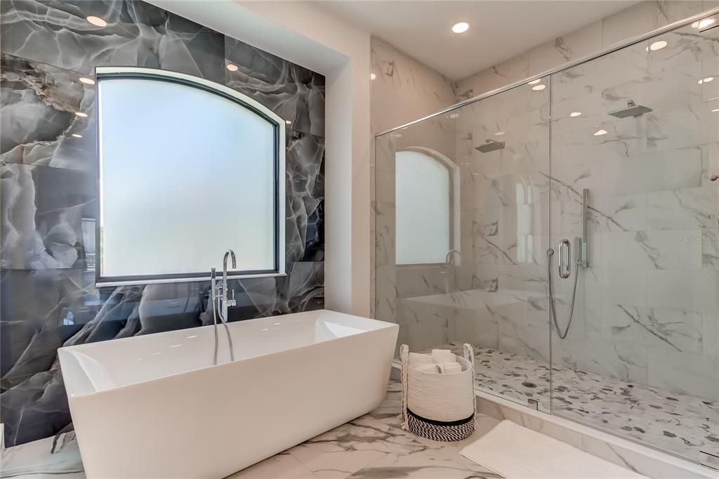 待售: $2,749,000 (4 贝兹, 3 浴室, 2995 平方英尺)