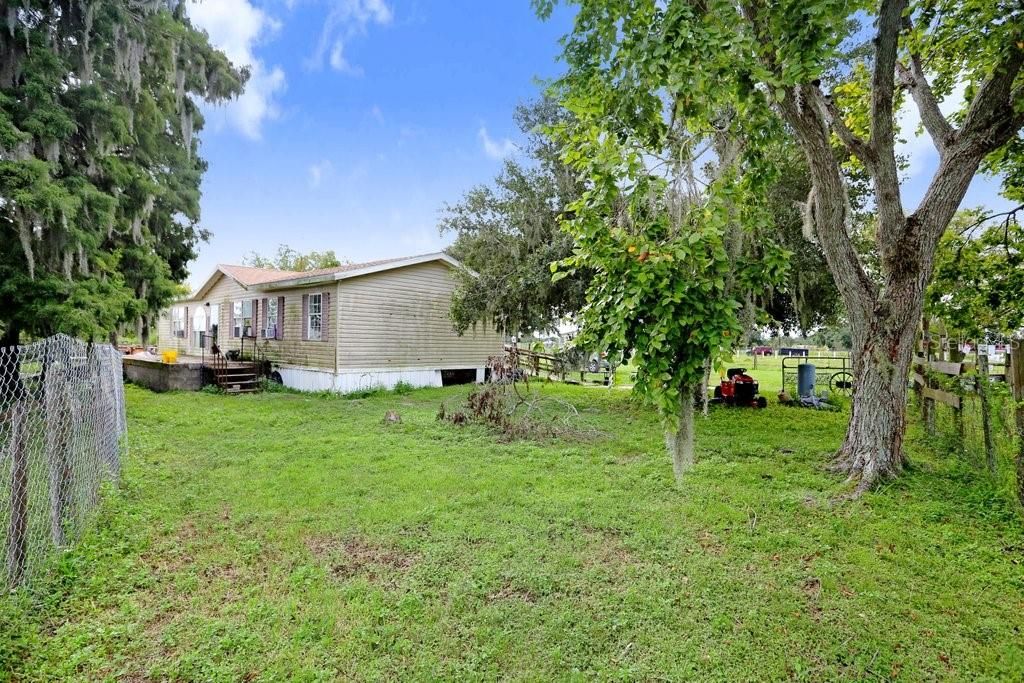 For Sale: $189,900 (3 beds, 2 baths, 1344 Square Feet)