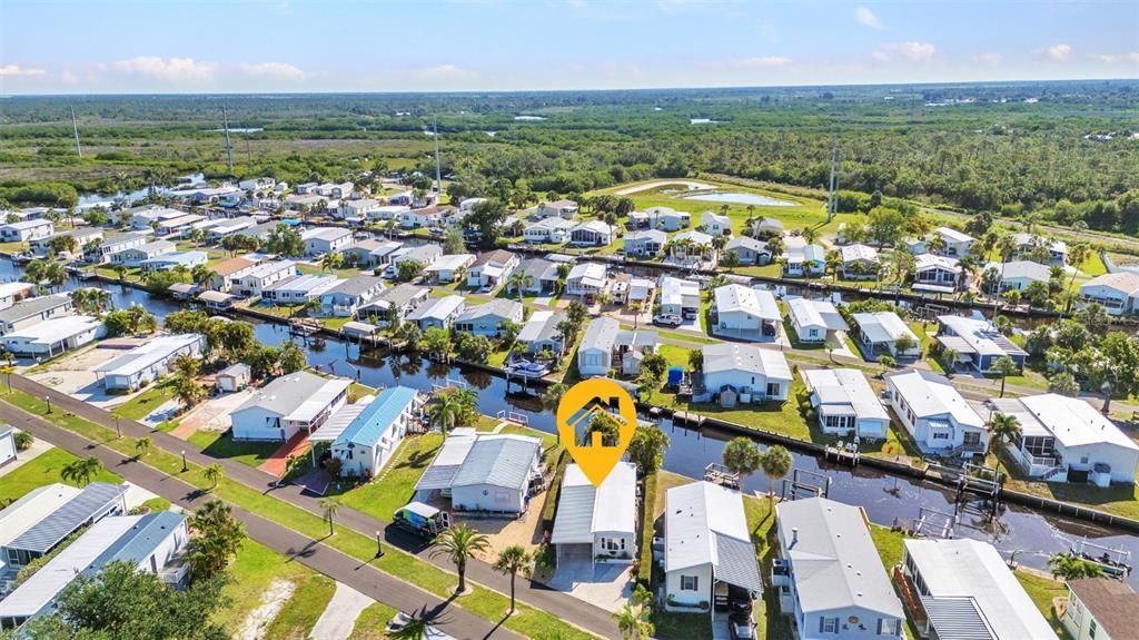 For Sale: $189,900 (1 beds, 1 baths, 576 Square Feet)