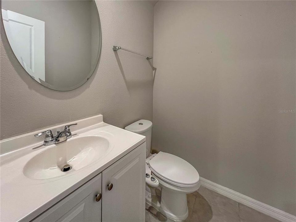 Под контрактом: $2,195 (3 спален, 2 ванн, 1591 Квадратных фут)