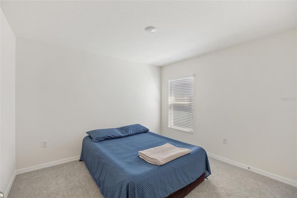 For Rent: $2,500 (3 beds, 2 baths, 1672 Square Feet)