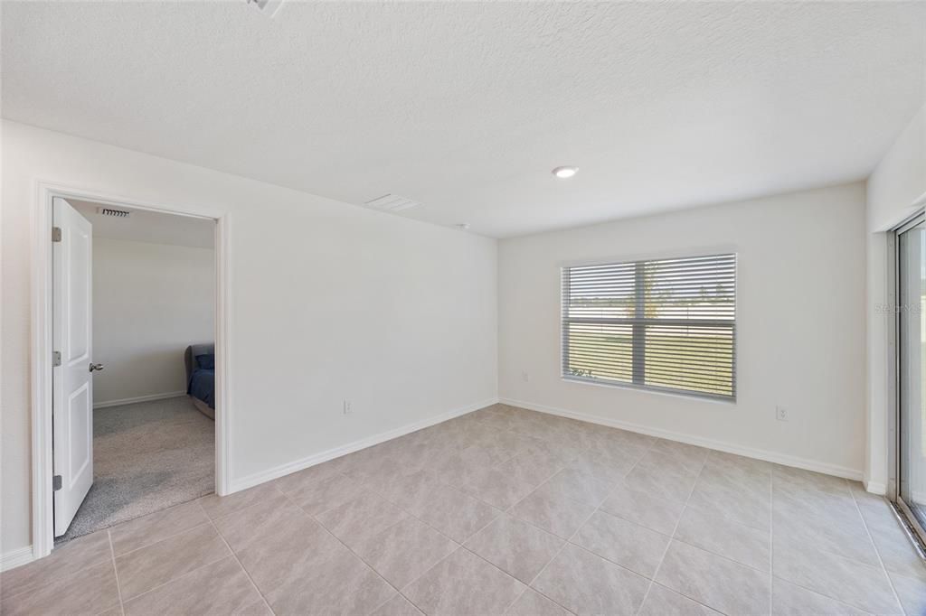 For Rent: $2,500 (3 beds, 2 baths, 1672 Square Feet)