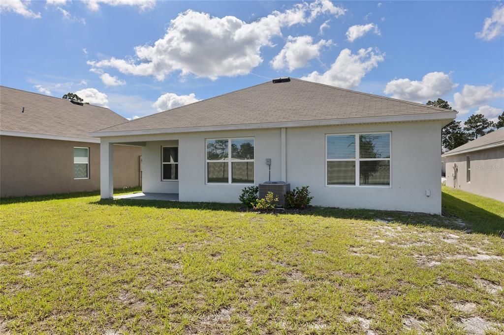 For Rent: $2,500 (3 beds, 2 baths, 1672 Square Feet)